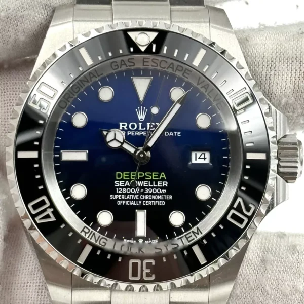 Rolex Deepsea Sea-Dweller 126660